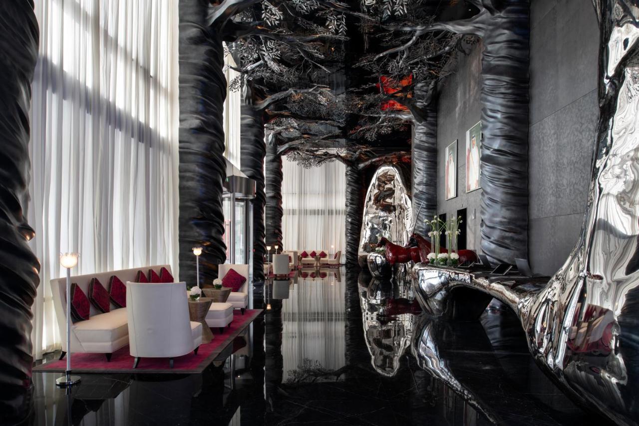 Banyan Tree Doha At La Cigale Mushaireb Экстерьер фото The lobby of the hotel